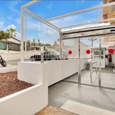 Luxury Borinquen With Parking And Swimming Pool Apartment *